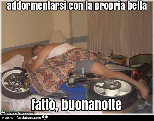 Addormentarsi con la propria bella fatto, buonanotte