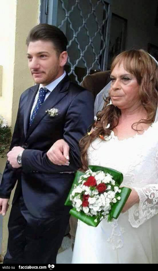 Sposa la donna scimmia