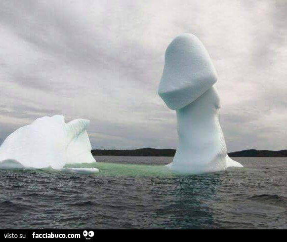 Iceberg a forma di grosso pene 