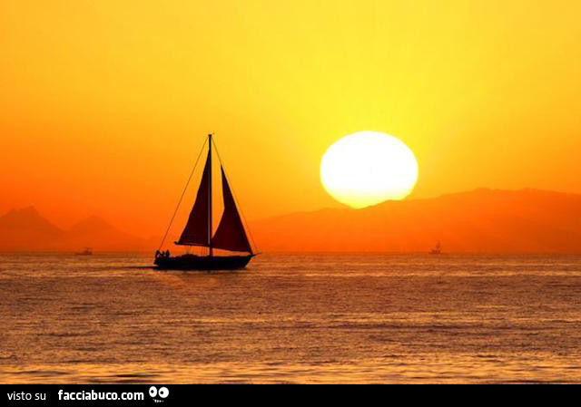 Barca A Vela Al Tramonto Facciabuco Com