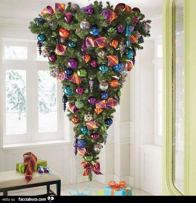 Albero di natale al contrario
